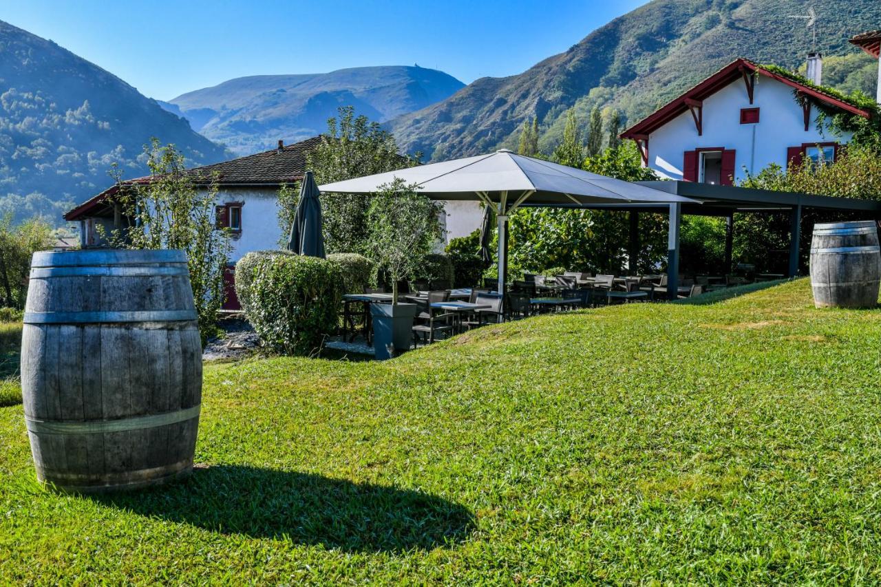 Logis Hotel Du Chene Итчасу Екстериор снимка