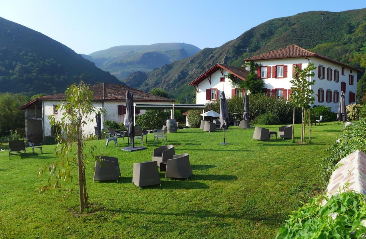 Logis Hotel Du Chene Итчасу Екстериор снимка