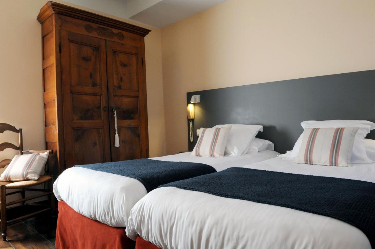Logis Hotel Du Chene Итчасу Екстериор снимка