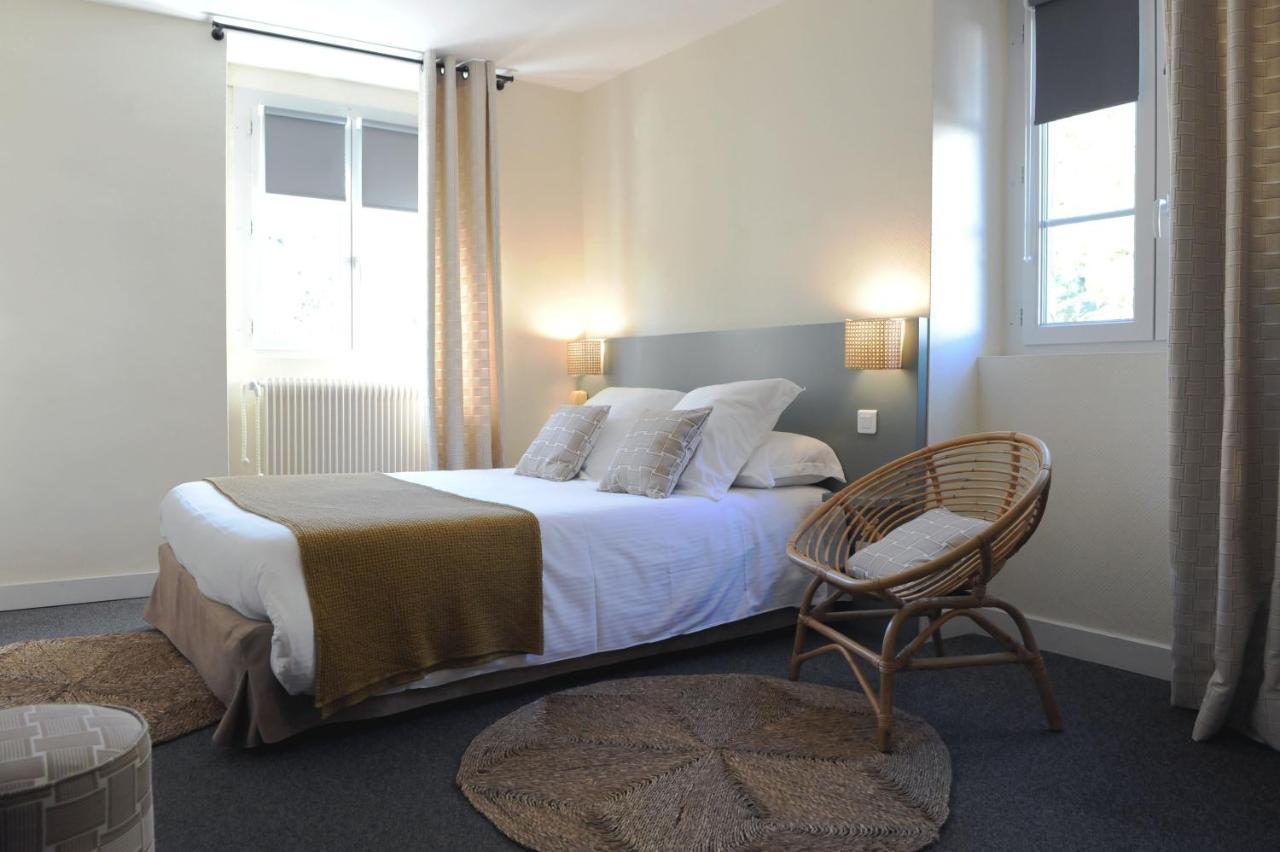 Logis Hotel Du Chene Итчасу Екстериор снимка