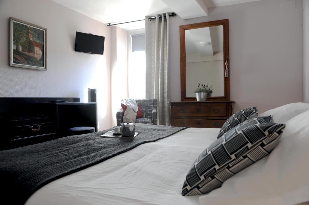 Logis Hotel Du Chene Итчасу Екстериор снимка