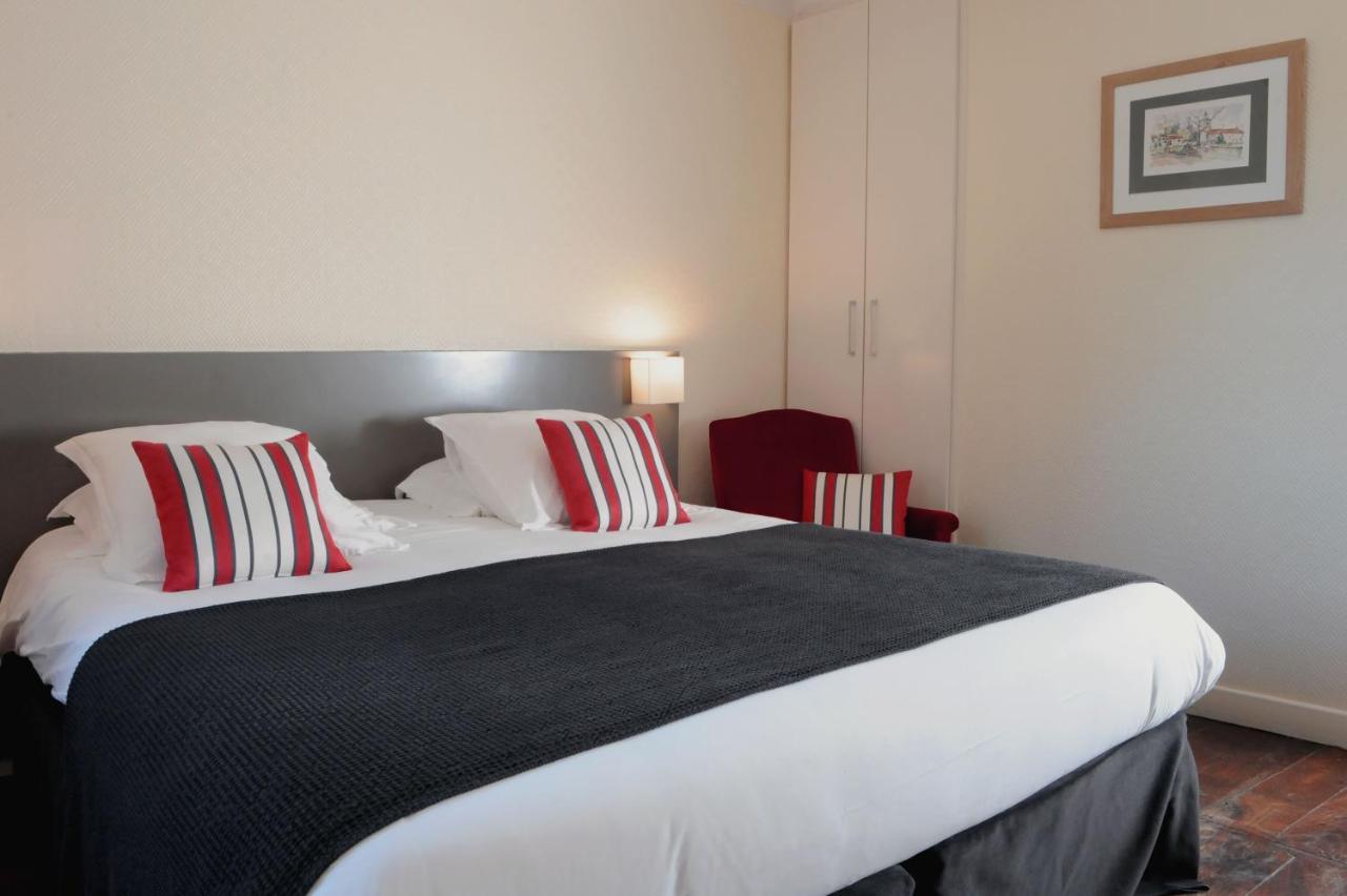 Logis Hotel Du Chene Итчасу Екстериор снимка